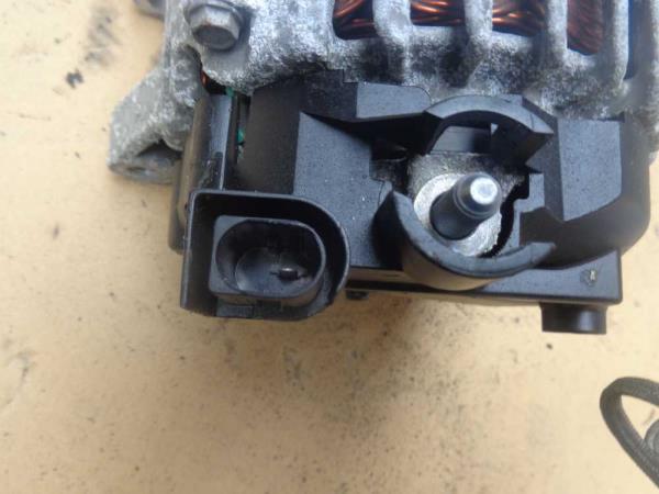 Alternateur FORD - Vue 4